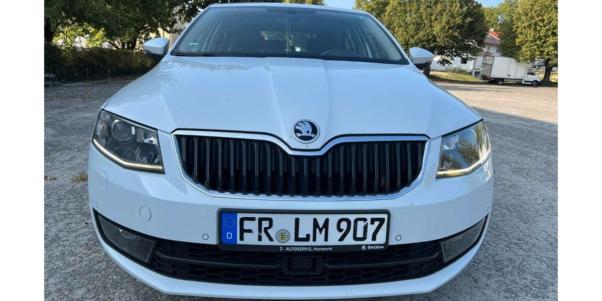 Skoda Octavia 144.000 km 12.400 &euro; Lahr 77933