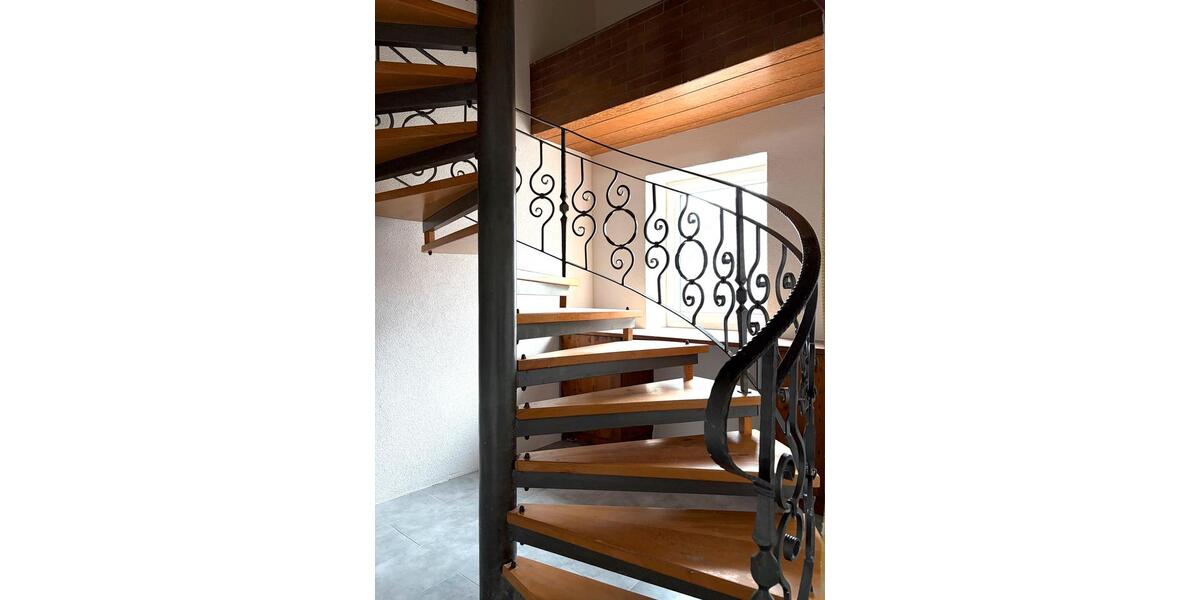 Erdgeschoßwohnung Lahr (Schwarzwald) - 7 Zimmer, 215 m&sup2;, 520.000&euro; | Angebot:25290420