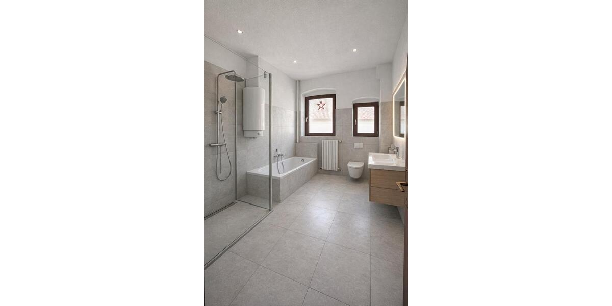 Etagenwohnung Lahr (Schwarzwald) - 4 Zimmer, 100 m&sup2;, 309.000&euro; | Angebot:25933902