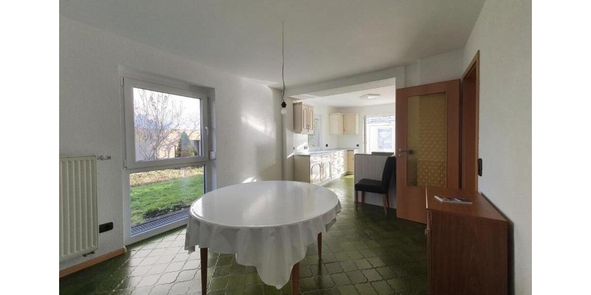 Maisonettenwohnung Lahr (Schwarzwald) - 5 Zimmer, 90 m&sup2;, 1.230&euro; | Angebot:25617859