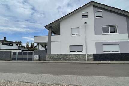 Haus Achern - 11 Zimmer, 251 m&sup2;, 648.000&euro; | Angebot:26032516