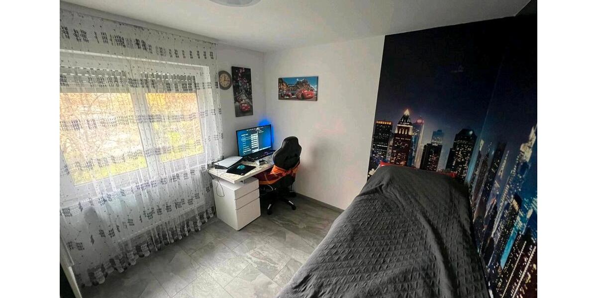 Etagenwohnung Offenburg - 4 Zimmer, 103 m&sup2;, 375.000&euro; | Angebot:25144259