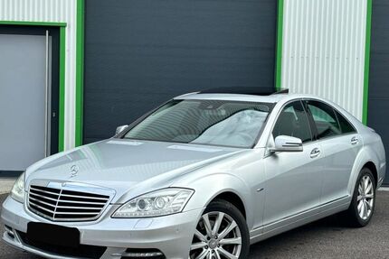 Mercedes-Benz S 350 260.000 km 8.900 &euro; Offenburg 77652