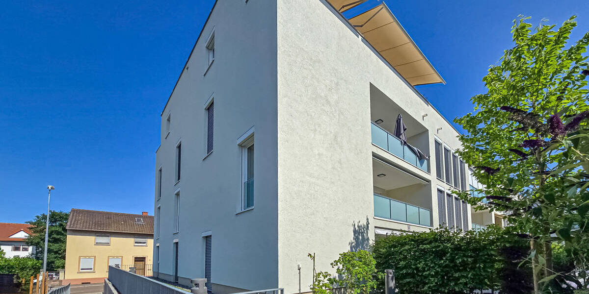 Etagenwohnung Kehl - 4 Zimmer, 119 m&sup2;, 499.000&euro; | Angebot:25694400