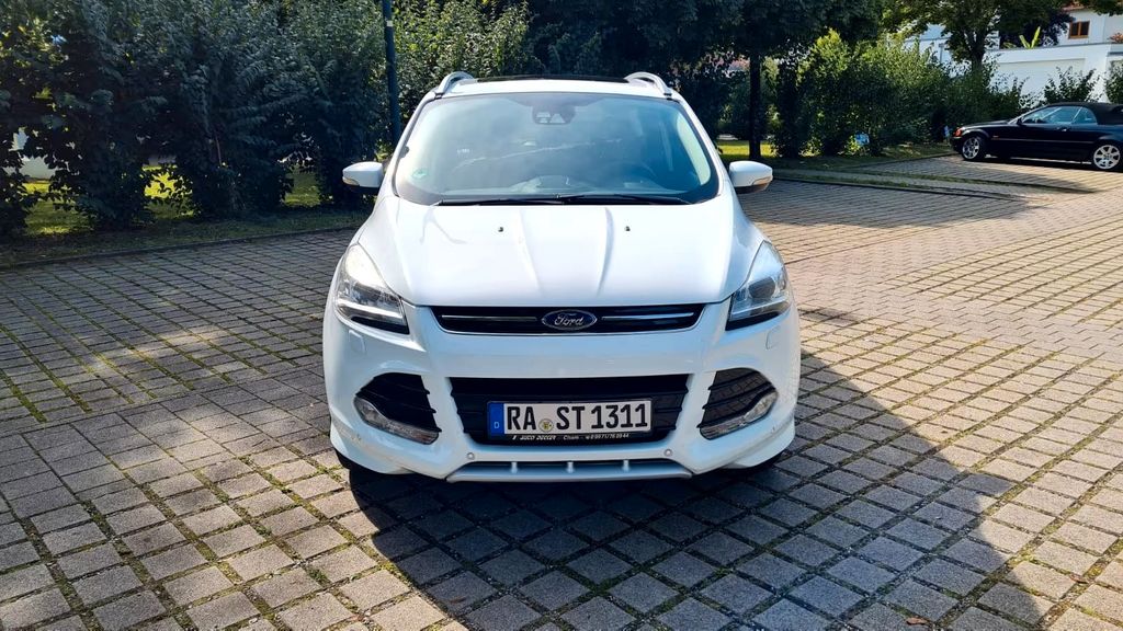 Ford Kuga 110.690 km 11.990 &euro; Bühl 77815