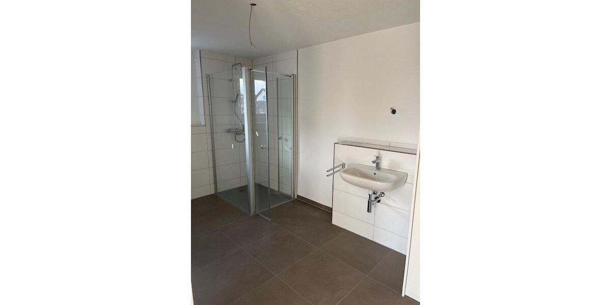 Erdgeschoßwohnung Kehl - 3 Zimmer, 98 m&sup2;, 990&euro; | Angebot:25961971