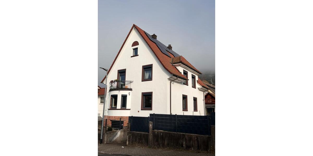 Dachgeschoßwohnung Lahr (Schwarzwald) - 1.5 Zimmer, 53 m&sup2;, 700&euro; | Angebot:26034145