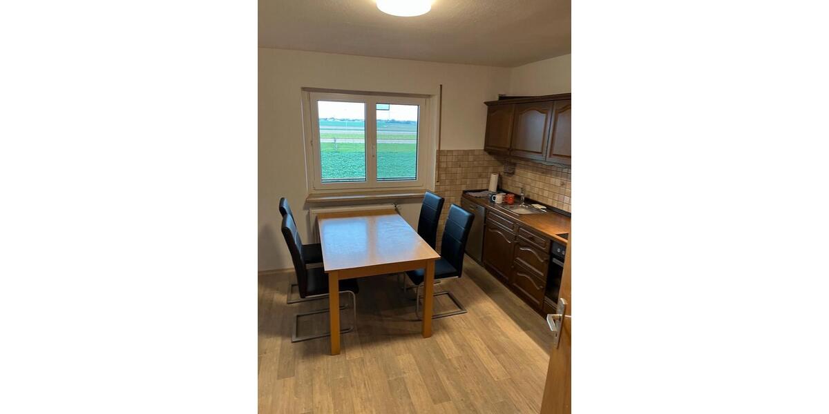 Etagenwohnung Neuried - 4 Zimmer, 16 m&sup2;, 330&euro; | Angebot:26041299