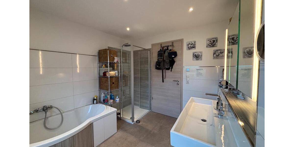 Etagenwohnung Ettenheim - 3 Zimmer, 109 m&sup2;, 1.380&euro; | Angebot:25594084