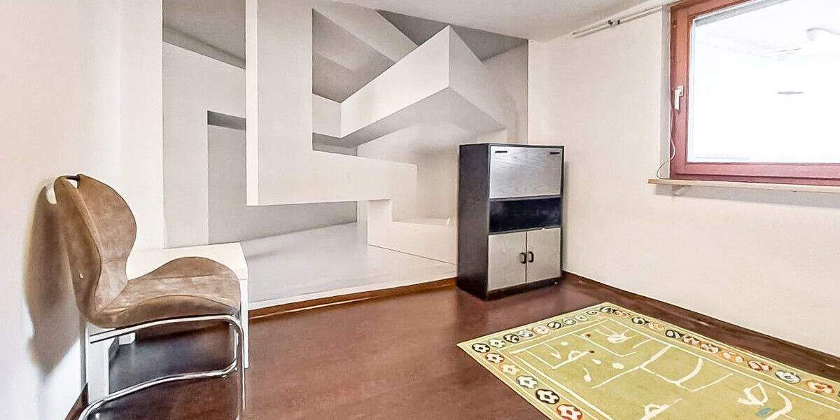 Einfamilienhaus Friesenheim - 6 Zimmer, 148 m&sup2;, 199.000&euro; | Angebot:25694421