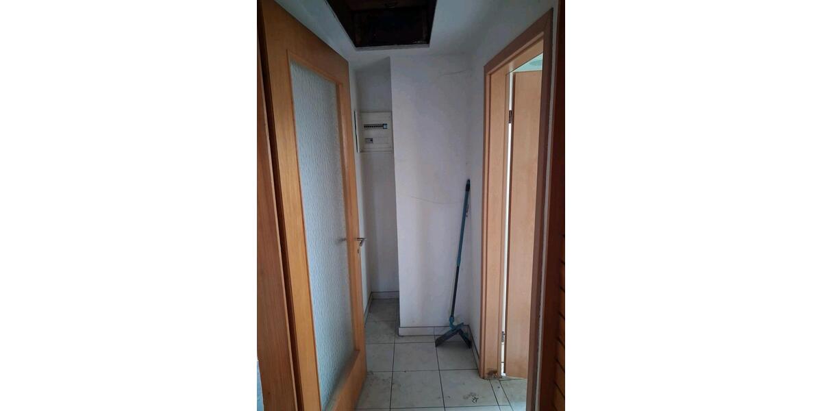 Dachgeschoßwohnung Friesenheim - 3.5 Zimmer, 95 m&sup2;, 950&euro; | Angebot:25626343