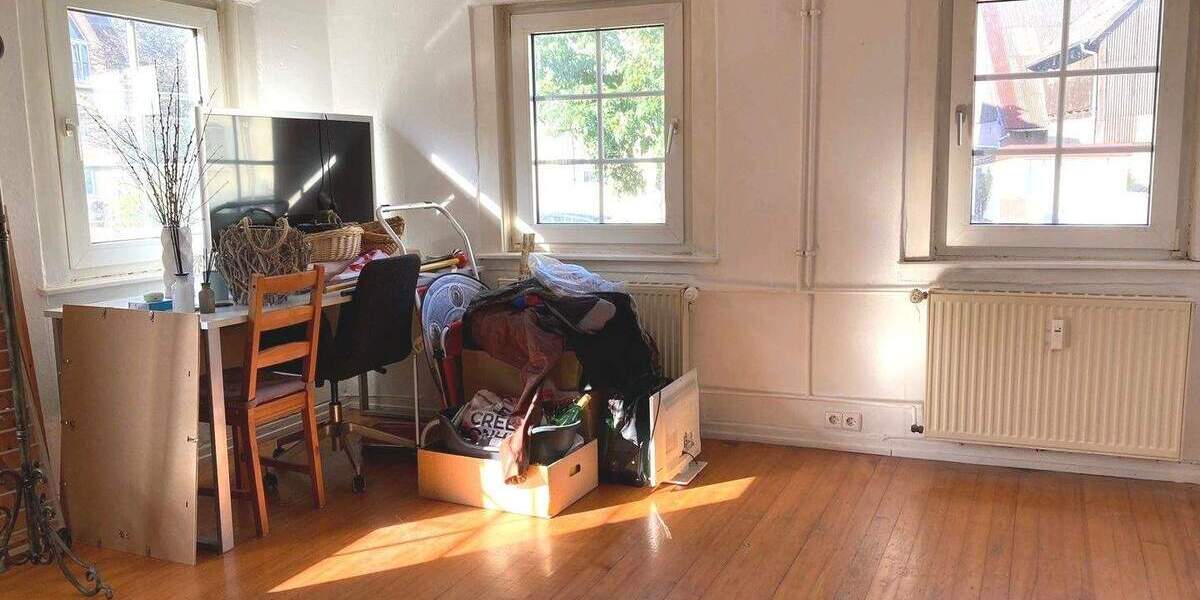 Einfamilienhaus Friesenheim - 8 Zimmer, 205 m&sup2;, 205.000&euro; | Angebot:25778877