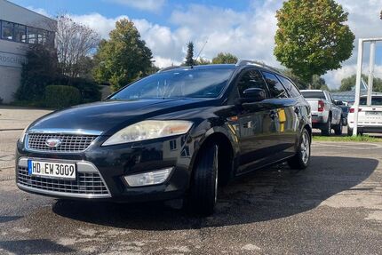Ford Mondeo 304.566 km 2.200 &euro; Bühl 77815