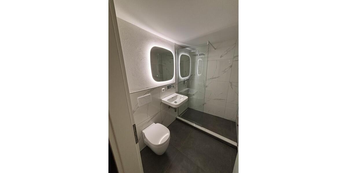 Etagenwohnung Bühlertal - 2 Zimmer, 98 m&sup2;, 1.100&euro; | Angebot:26025517