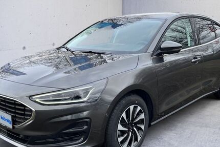 Ford Focus 1.500 km 31.811 &euro; Offenburg- Industriegebiet Elgersweier-Nord 77656