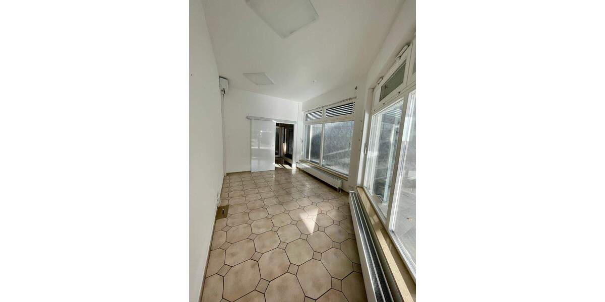 Gewerbeobjekt Kehl - 3 Zimmer, 50 m&sup2;, 450&euro; | Angebot:25673864