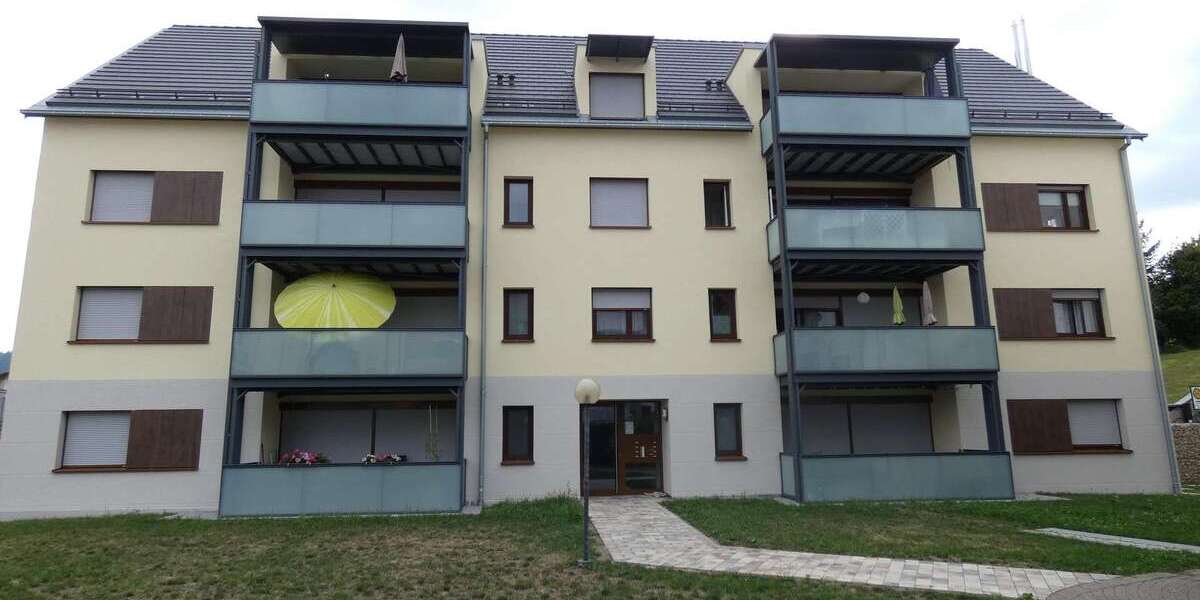 Etagenwohnung Lahr Burgheim - 4 Zimmer, 109 m&sup2;, 1.260&euro; | Angebot:26884269