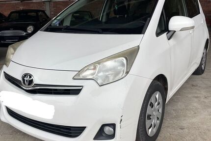 Toyota Verso-S 295.000 km 2.399 &euro; Herbolzheim 79336
