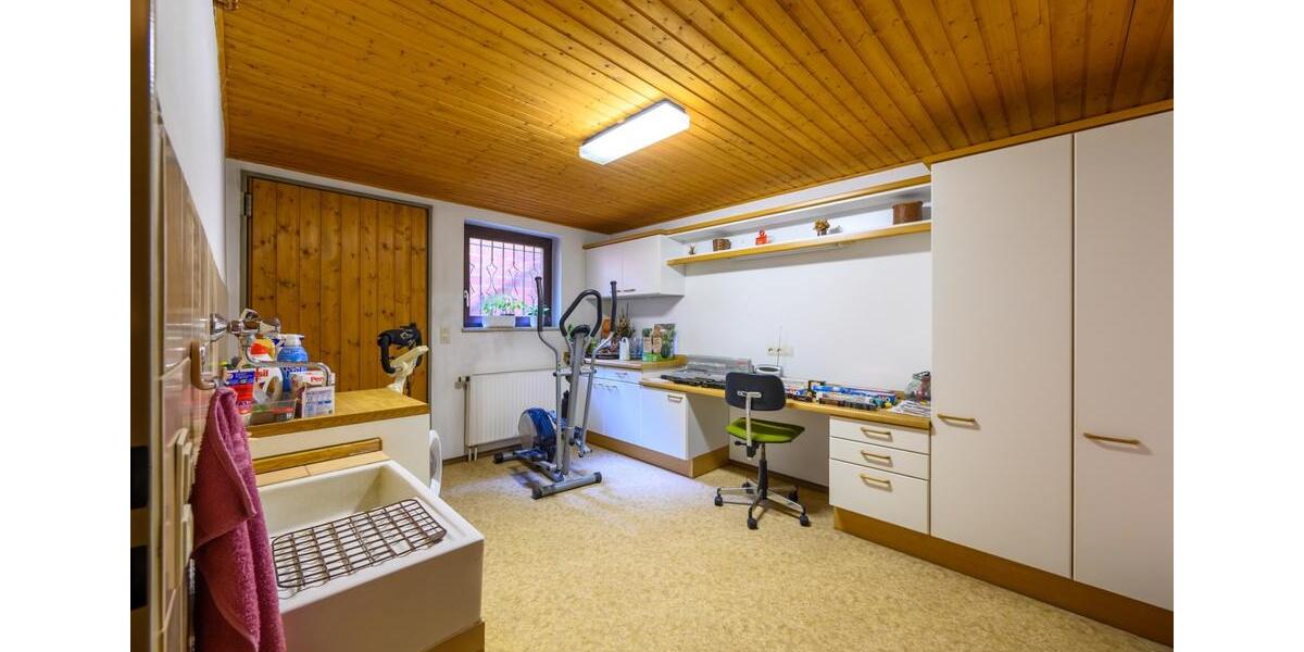 Einfamilienhaus Offenburg Rammersweier - 8 Zimmer, 289 m&sup2;, 839.000&euro; | Angebot:25350991