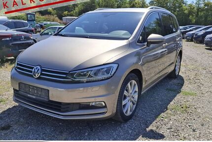 VW Touran 128.699 km 15.885 &euro; Achern 77855