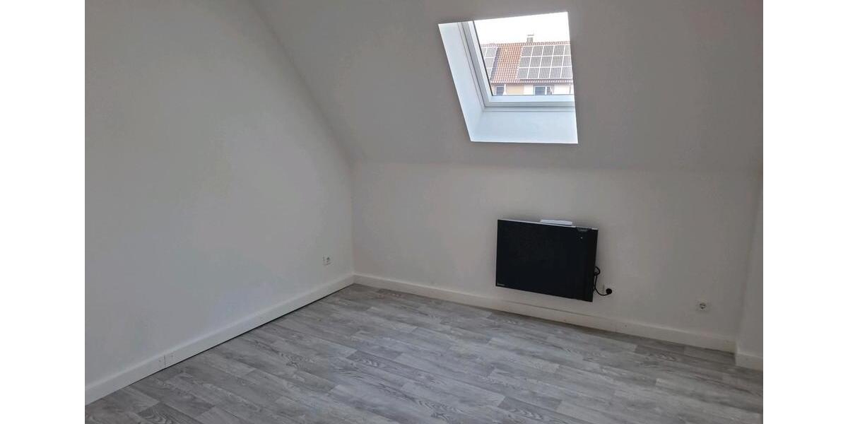 Etagenwohnung Willstätt - 5 Zimmer, 11 m&sup2;, 450&euro; | Angebot:24408252