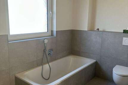 Wohnung Neuried - 3 Zimmer, 80 m&sup2;, 315.000&euro; | Angebot:25995063