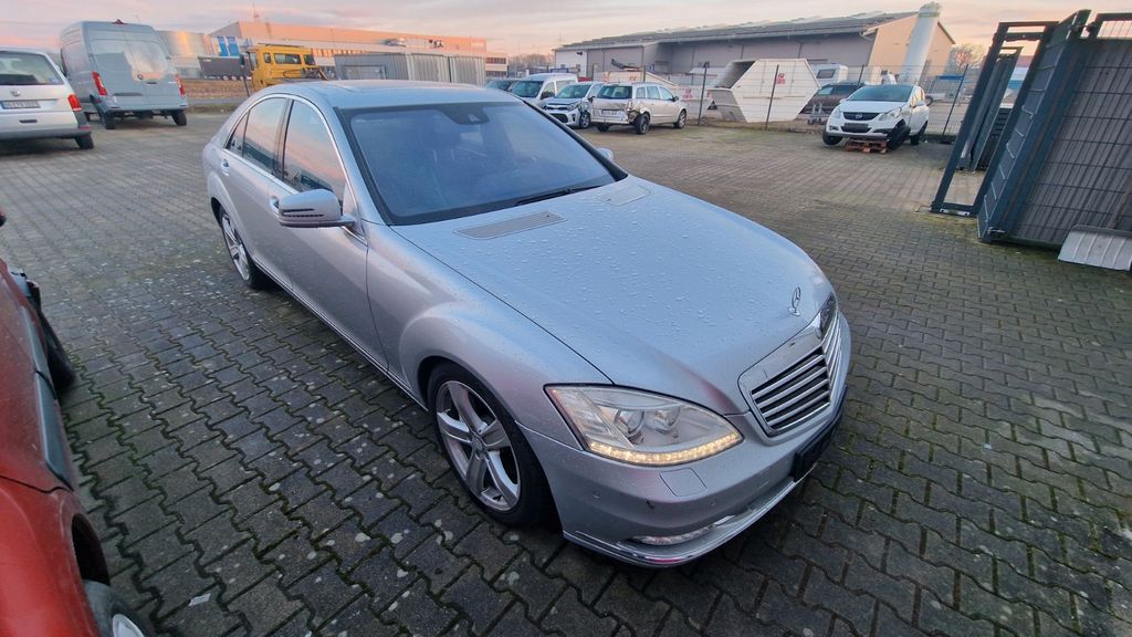 Mercedes-Benz S 500 208.000 km 14.500 &euro; Kehl 77694