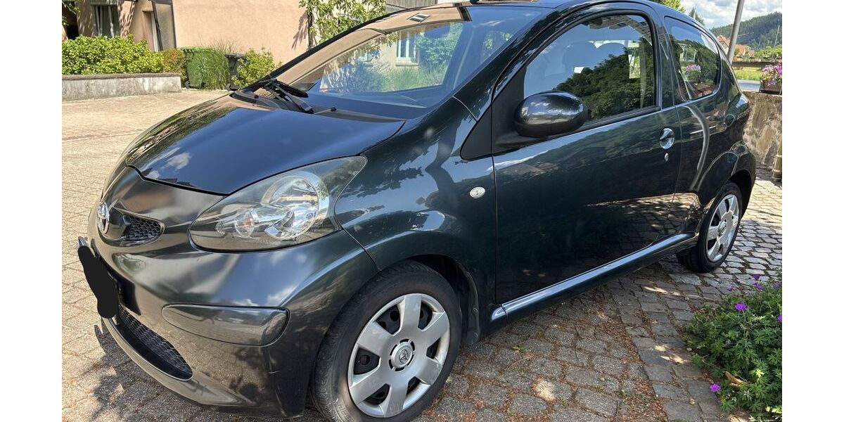 Toyota Aygo (X) 115.000 km 2.000 &euro; Wolfach 77709