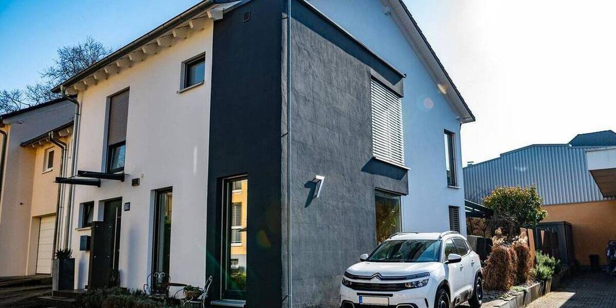 Einfamilienhaus Bühl Stadtgebiet - 4 Zimmer, 177 m&sup2;, 782.000&euro; | Angebot:26768049