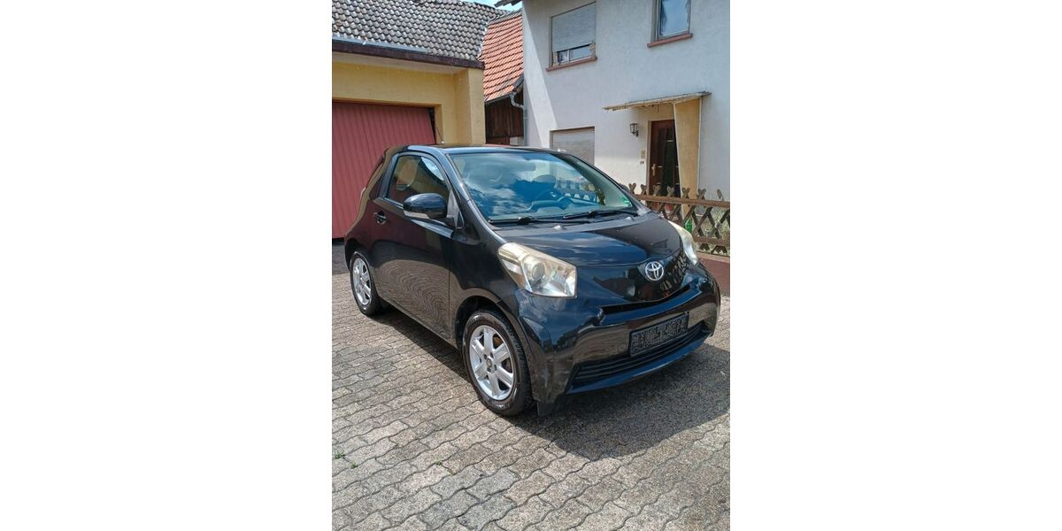 Toyota IQ 138.000 km 3.650 &euro; Lichtenau 77839