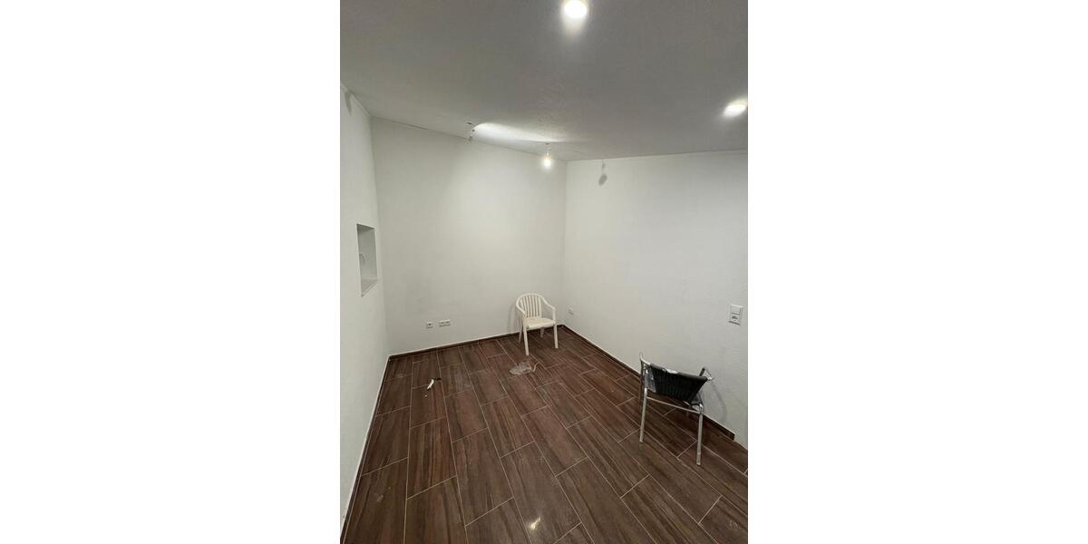 Etagenwohnung Lahr (Schwarzwald) - 1.5 Zimmer, 50 m&sup2;, 600&euro; | Angebot:25367798