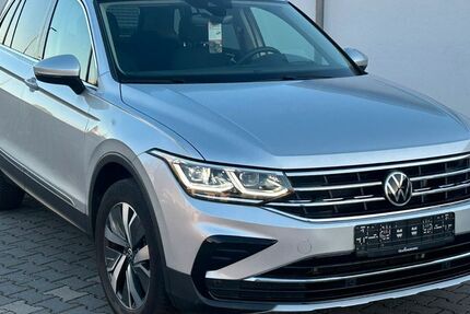 VW Tiguan 33.789 km 25.790 &euro; Herbolzheim 79336