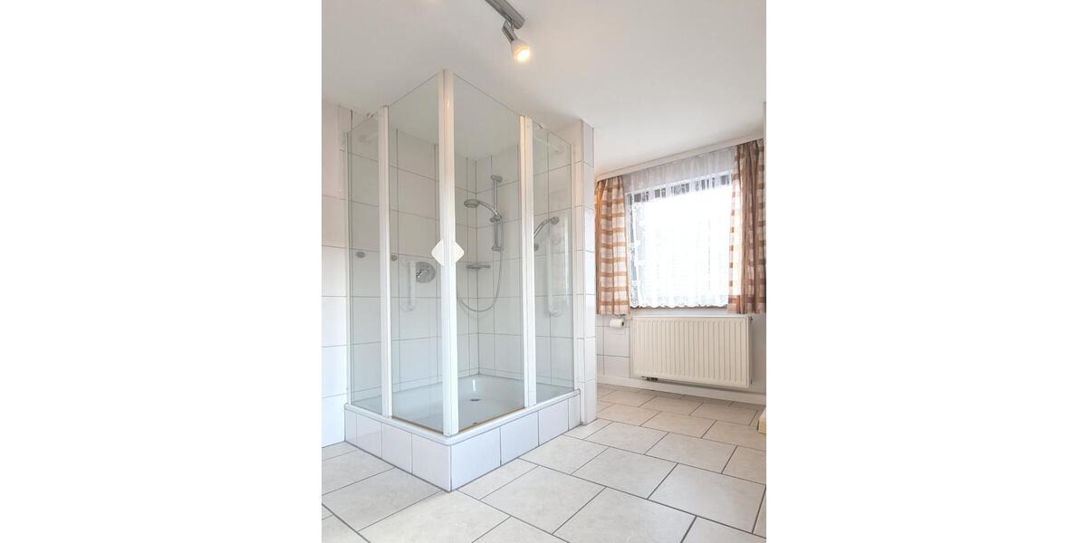 Etagenwohnung Hausach - 3 Zimmer, 101 m&sup2;, 930&euro; | Angebot:26516798