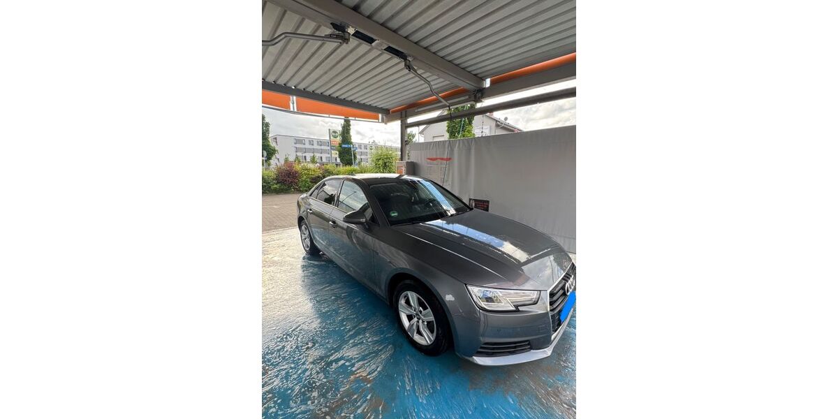 Audi A4 211.500 km 11.600 &euro; Kehl 77694