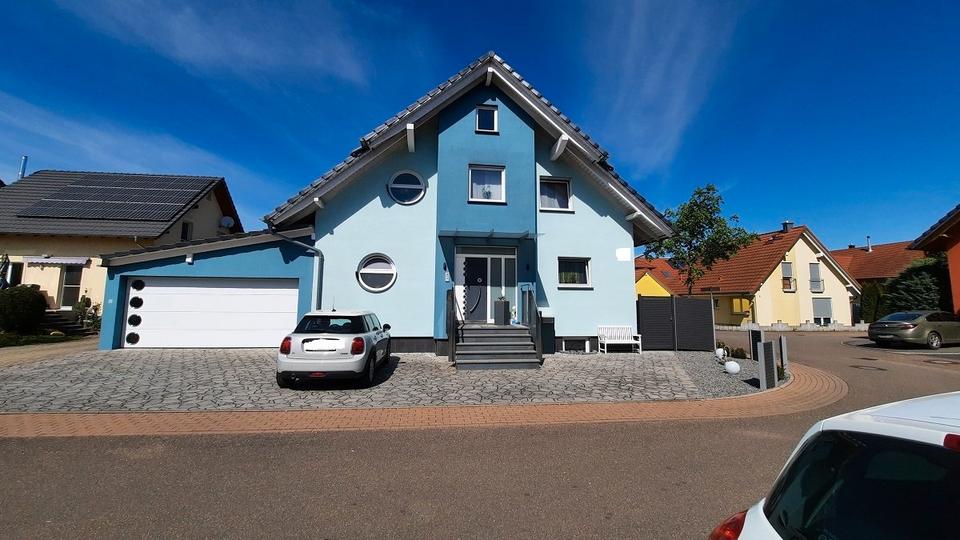 Einfamilienhaus Schwanau - 10 Zimmer, 273 m&sup2;, 720.000&euro; | Angebot:26819384
