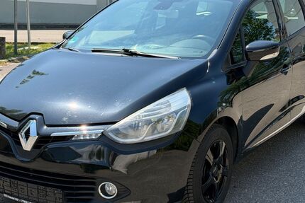 Renault Clio 180.000 km 3.999 &euro; Lahr 77933
