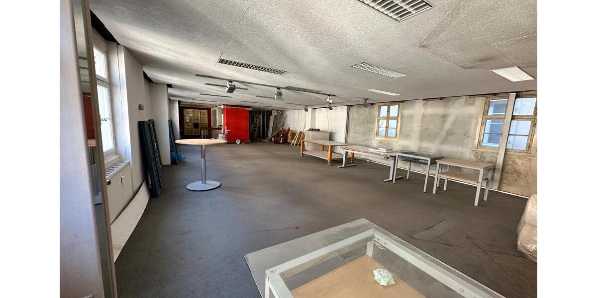 Gewerbeobjekt Offenburg Elgersweier - 1.900&euro; | Angebot:25857536