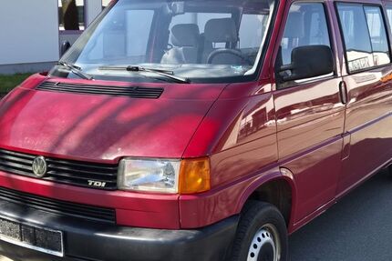 VW T4 Caravelle 182.000 km 4.999 &euro; Kippenheim 77971