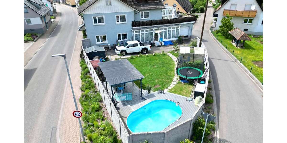 Einfamilienhaus Zell am Harmersbach - 4 Zimmer, 178 m&sup2;, 320.000&euro; | Angebot:25136007