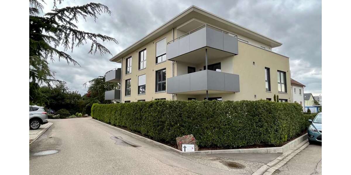 Etagenwohnung Friesenheim - 4 Zimmer, 108 m&sup2;, 1.300&euro; | Angebot:26112243