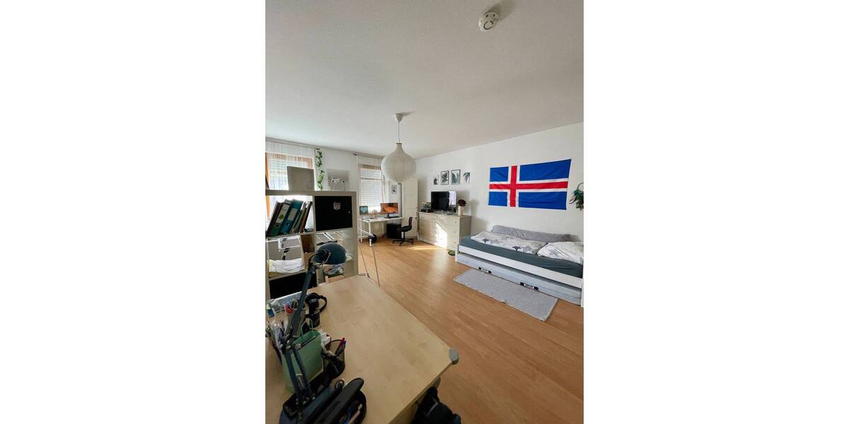 Etagenwohnung Kehl - 3 Zimmer, 120 m&sup2;, 1.000&euro; | Angebot:25985190