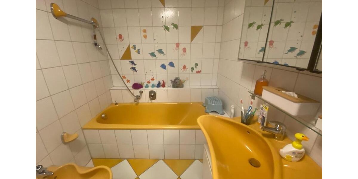 Reihenhaus Friesenheim - 8 Zimmer, 174 m&sup2;, 480.000&euro; | Angebot:25892628