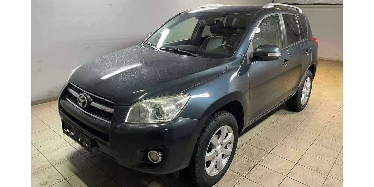 Toyota RAV 4 143.000 km 7.900 &euro; Lahr/Schwarzwald 77933