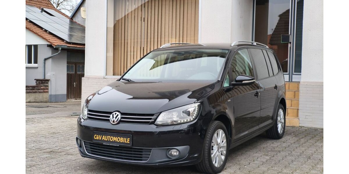 VW Touran 219.000 km 6.990 &euro; Altenheim 77743