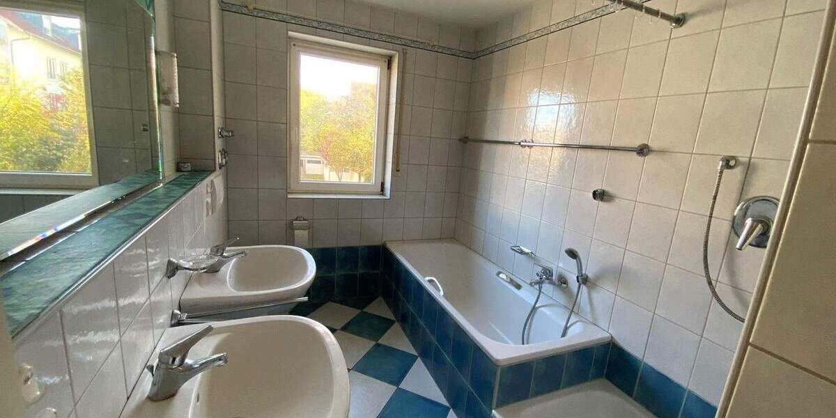 Etagenwohnung Oberkirch - 4 Zimmer, 116 m&sup2;, 398.000&euro; | Angebot:25746463