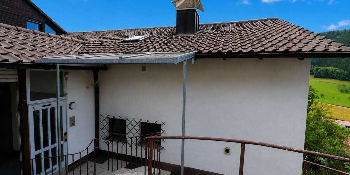 Einfamilienhaus Seebach - 9 Zimmer, 227 m&sup2;, 329.000&euro; | Angebot:27025505