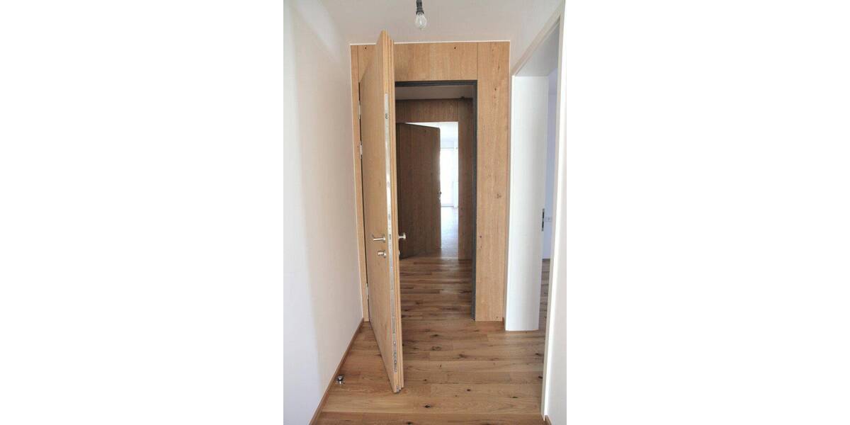 Etagenwohnung Hausach - 3 Zimmer, 89 m&sup2;, 1.152&euro; | Angebot:26897136
