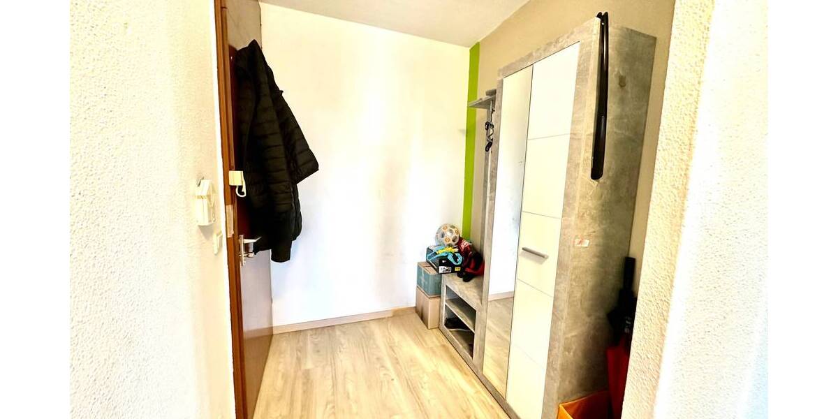 Etagenwohnung Lahr - 3 Zimmer, 94 m&sup2;, 219.000&euro; | Angebot:25778268