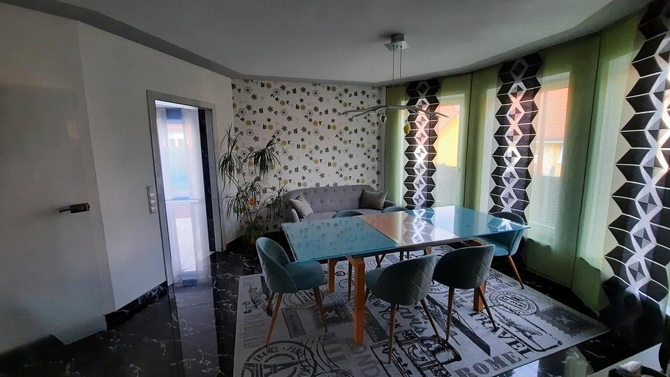 Einfamilienhaus Schwanau - 10 Zimmer, 273 m&sup2;, 720.000&euro; | Angebot:26819384