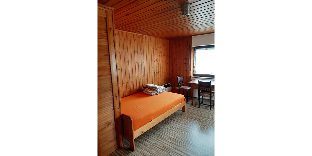 Etagenwohnung Ettenheim - 1 Zimmer, 180 m&sup2;, 500&euro; | Angebot:25892350